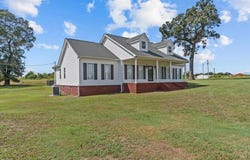 200 COUNTY ROAD 228, Ariton, AL 36311
