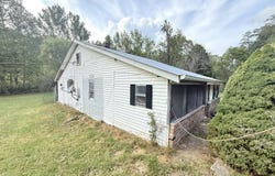 9459 State Route 335, Beaver, OH 45613
