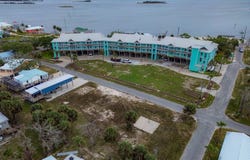 58 W 10th Ave, Horseshoe Beach, FL 32648