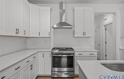 224 Lauradell Rd, Ashland, VA 23005