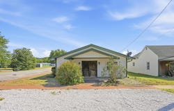 212 E Washington Avenue, Pierce City, MO 65723