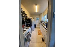 1102 NW 3RD Avenue, GAINESVILLE, FL 32601