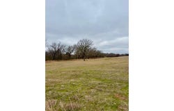 702 County Road 3597, Boyd, TX 76023