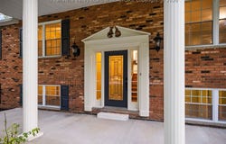 60 Breezy Place, Elkview, WV 25071