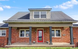 2102 N Outer Road, Dexter, MO 63841