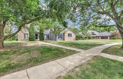 1704 Bentbrook Drive, Champaign, IL 61822