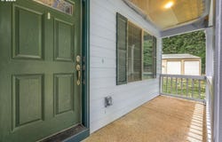 21804 SE SHADE TREE Ln, Sandy, OR 97055