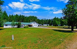 221 Schell Rd, Sagle, ID 83860