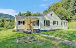 8031 Bent Mountain Rd, Roanoke, VA 24018