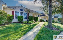 229 N Pondview Boulevard, Monroe, NJ 08831