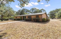 3111 Clinton St, Longview, TX 75604