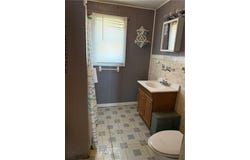 400 E N Main Street, Richmond, MO 64085