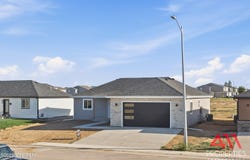 174 Royal Cir, Gillette, WY 82718