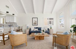 109 Los Robles St, Oxnard, CA 93035