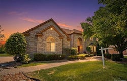 2935 Ivy Hill Drive, Commerce Twp, MI 48382