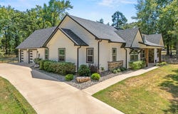 222 Rs County Road 4269, Emory, TX 75440