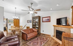110 Jefferson Ln, NorthLiberty, IA 52317