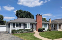 189 E Madison Street, Elmhurst, IL 60126