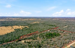 1310 Perry Lane, Thorndale, TX 76577