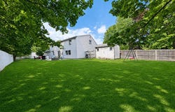 30 Hackberry Lane, Holbrook, NY 11741