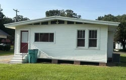 1130 W Park Avenue, Eunice, LA 70535