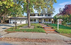 50 E Leeds Ct, Danville, CA 94526