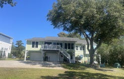 516 Twisted Oak Lane, Sunset Beach, NC 28468