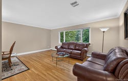 40 Pittoni Drive, Commack, NY 11725