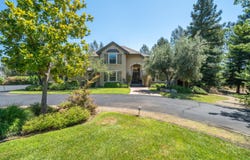 15450 Middletown Park Drive, Redding, CA 96001