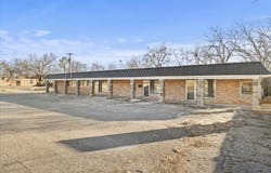 2108 Monroe Street, Commerce, TX 75428
