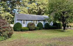 66 Debbie Dr, Leominster, MA 01453