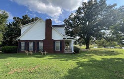 1287 Pineyridge Rd, Waldron, AR 72958