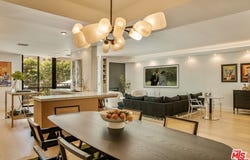 211 S Spalding Dr, Beverly Hills, CA 90212