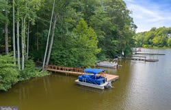 6110 TURKEY RUN CT, MANASSAS, VA 20112