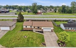 15128 Mercury Lane, Huntertown, IN 46748-9702