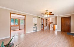 300 E Mason Street, La Monte, MO 65337
