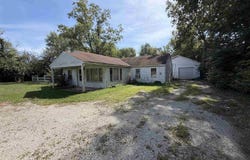 2773 E 600 N, Greenfield, IN 46140-9057