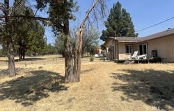 137 Lion Ln, Alturas, CA 96101