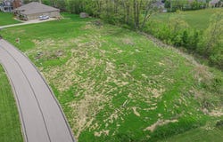 55 Ridgewood Dr, Cecil, PA 15057