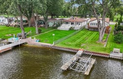 2409 Grove Lane, Cary, IL 60013