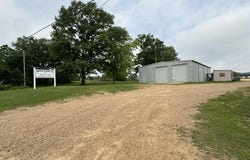 1560 S Captain Gloster Drive, Gloster, MS 39638