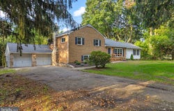 995 SMITHBRIDGE Road, GLEN MILLS, PA 19342