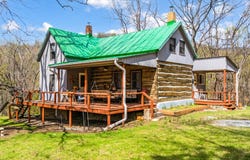 1374 Moccasin Rd, Thaxton, VA 24174