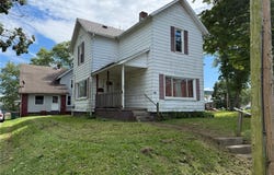 736 Woodland Avenue, Alliance, OH 44601