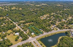 LITHIA PINECREST Road, VALRICO, FL 33596