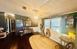 904 Navaho Trl, Mulberry, FL 33860