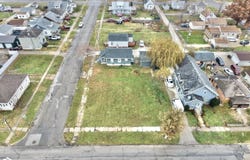 1102 E Main Street, Marshalltown, IA 50158