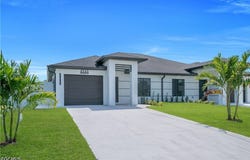 4541/4543 25th Street SW, Lehigh Acres, FL 33973