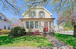 511 Ash St, Brockton, MA 02301