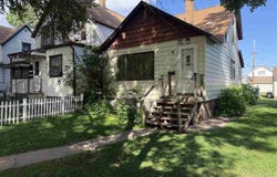 1620 4th Avenue E, Hibbing, MN 55746